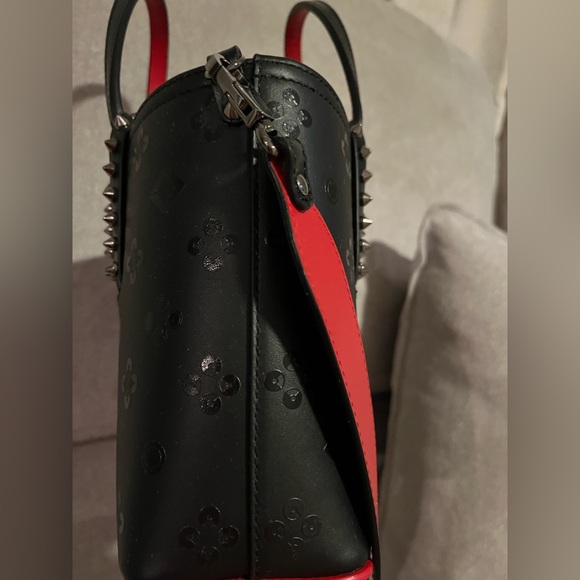 GONE 👏🏼 CHRISTIAN LOUBOUTIN 🌤️ small Cabata - Picture 13 of 16